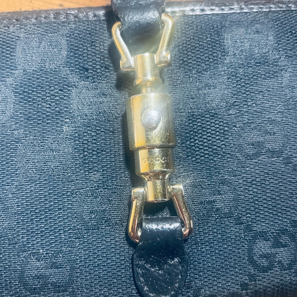 Women’s Wallet - Picture 3 of 5